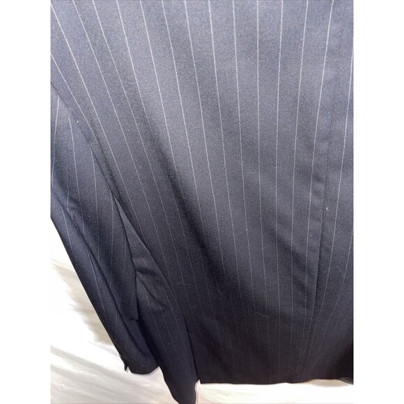 Chaps Suit Jacket Men’s Size 40R Black Pinstripe Three Button Wool Formal - Picture 12 of 13
